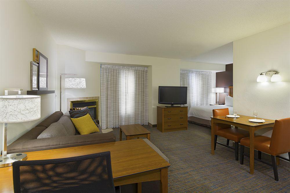 Hilton Garden Inn Atlanta North/Alpharetta Ngoại thất bức ảnh