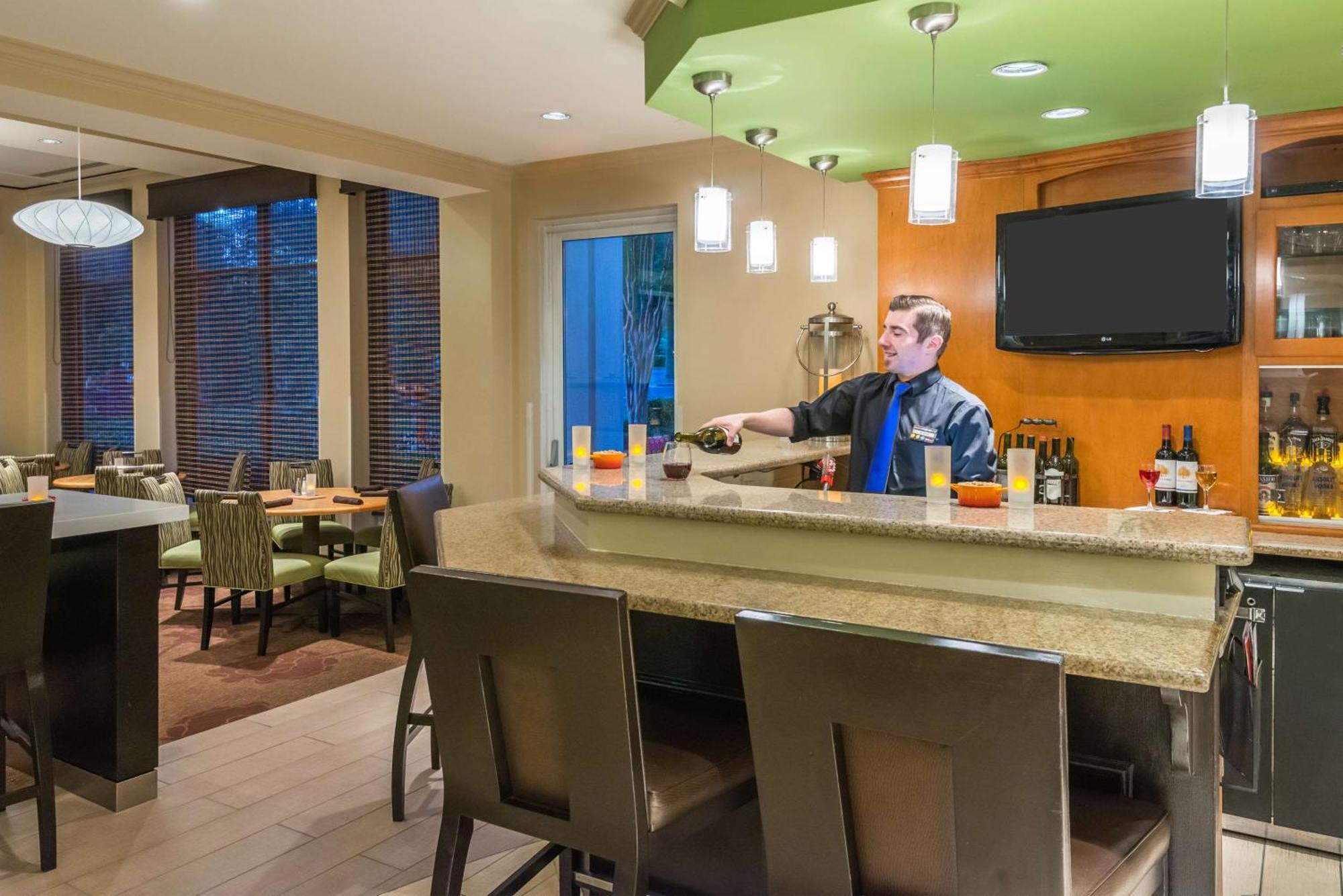 Hilton Garden Inn Atlanta North/Alpharetta Ngoại thất bức ảnh