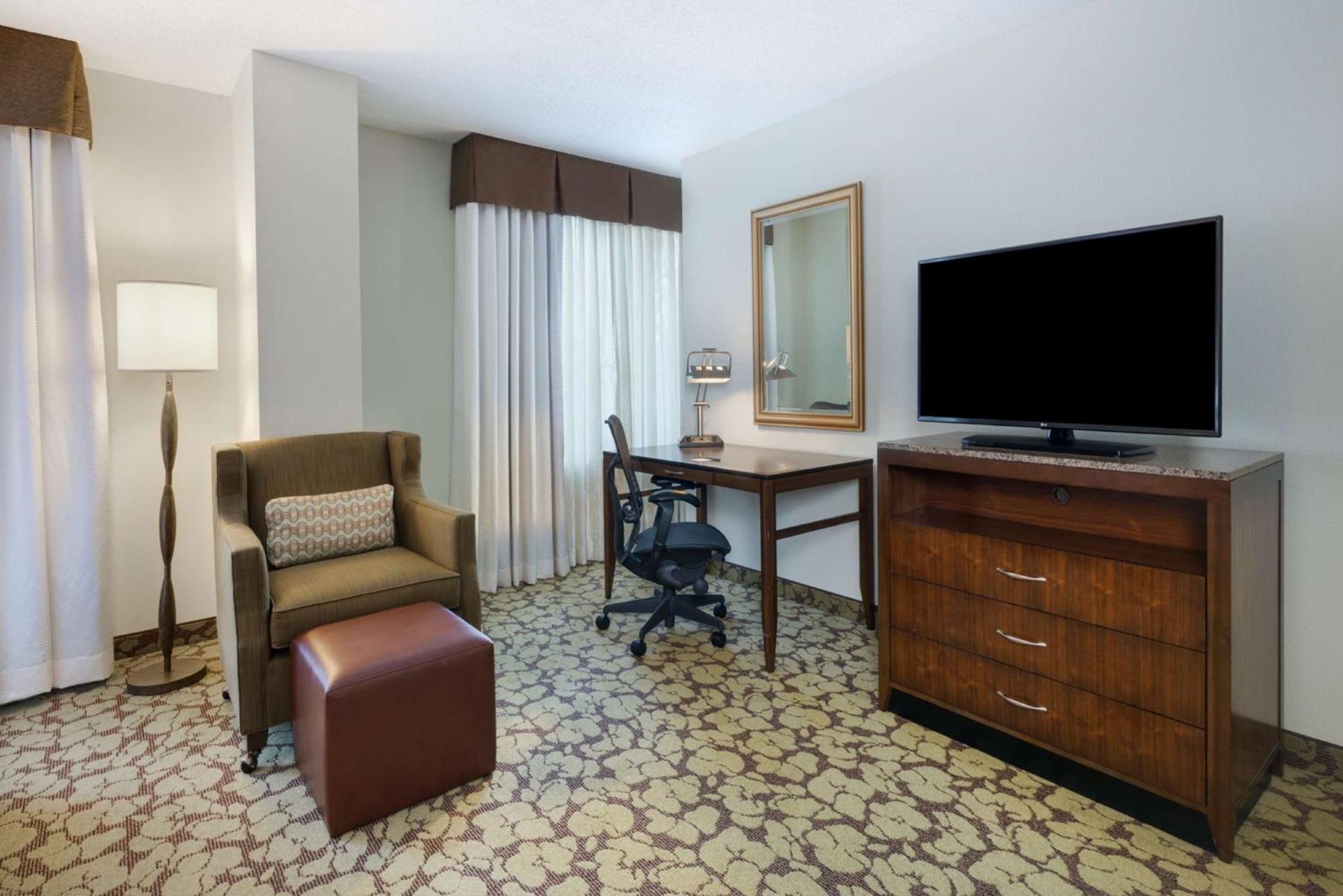 Hilton Garden Inn Atlanta North/Alpharetta Ngoại thất bức ảnh