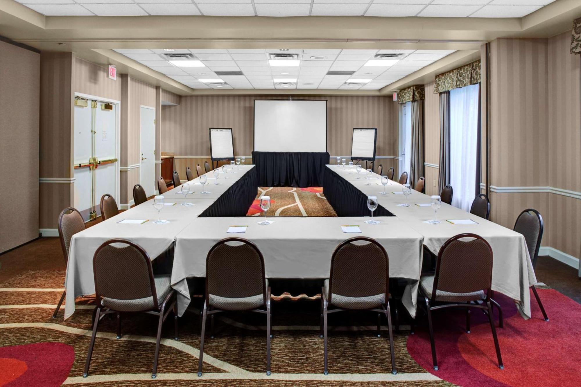 Hilton Garden Inn Atlanta North/Alpharetta Ngoại thất bức ảnh