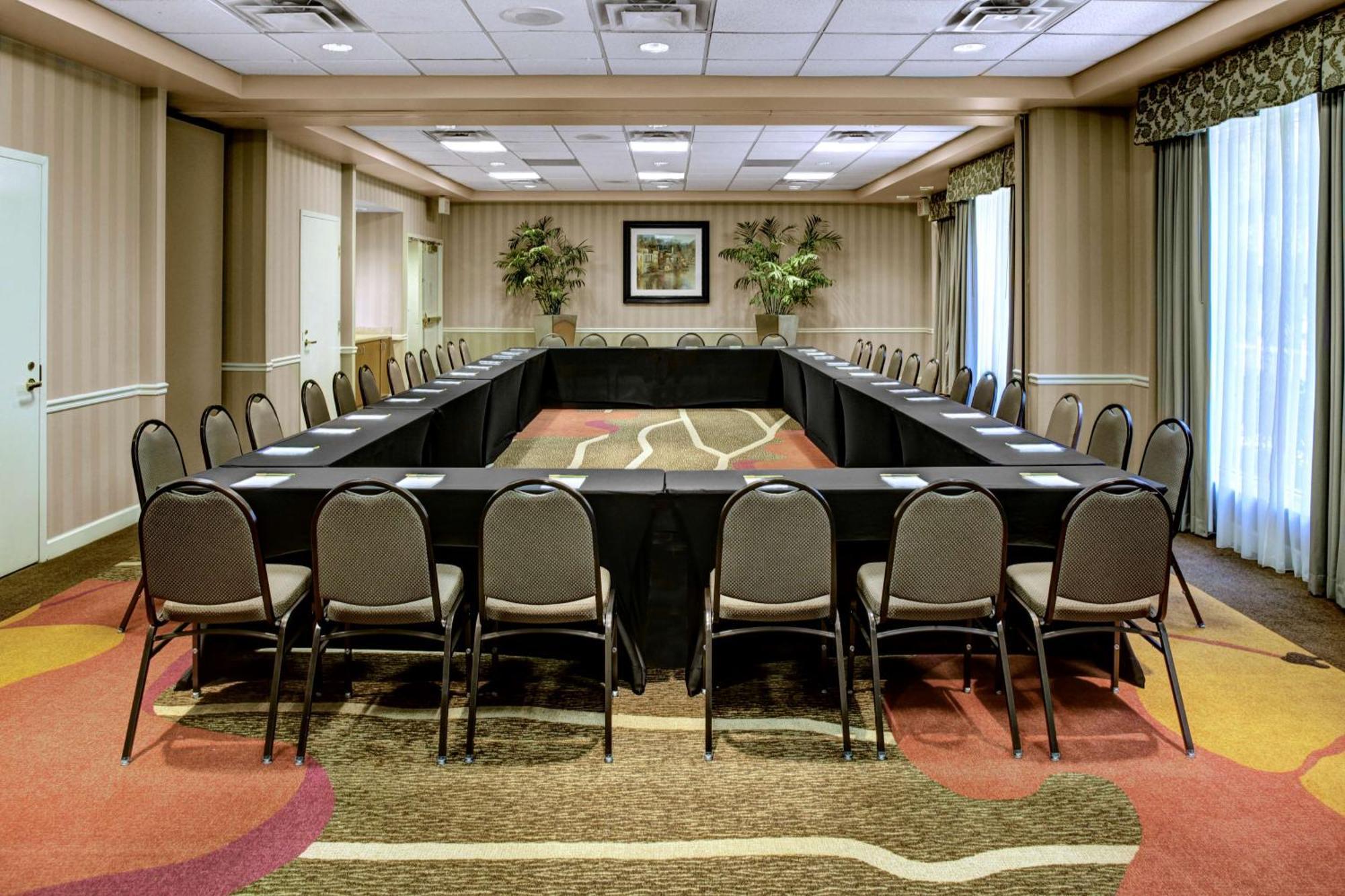 Hilton Garden Inn Atlanta North/Alpharetta Ngoại thất bức ảnh