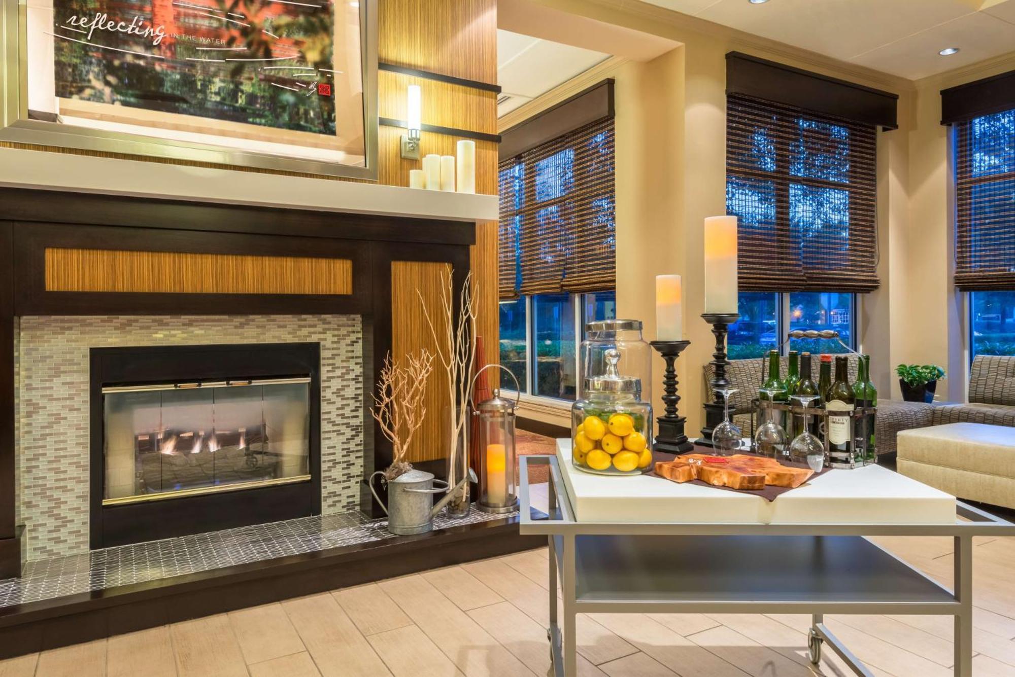 Hilton Garden Inn Atlanta North/Alpharetta Ngoại thất bức ảnh